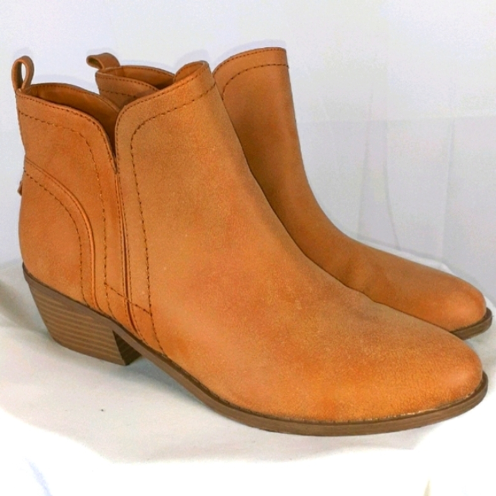 Guess Ankle Bootie